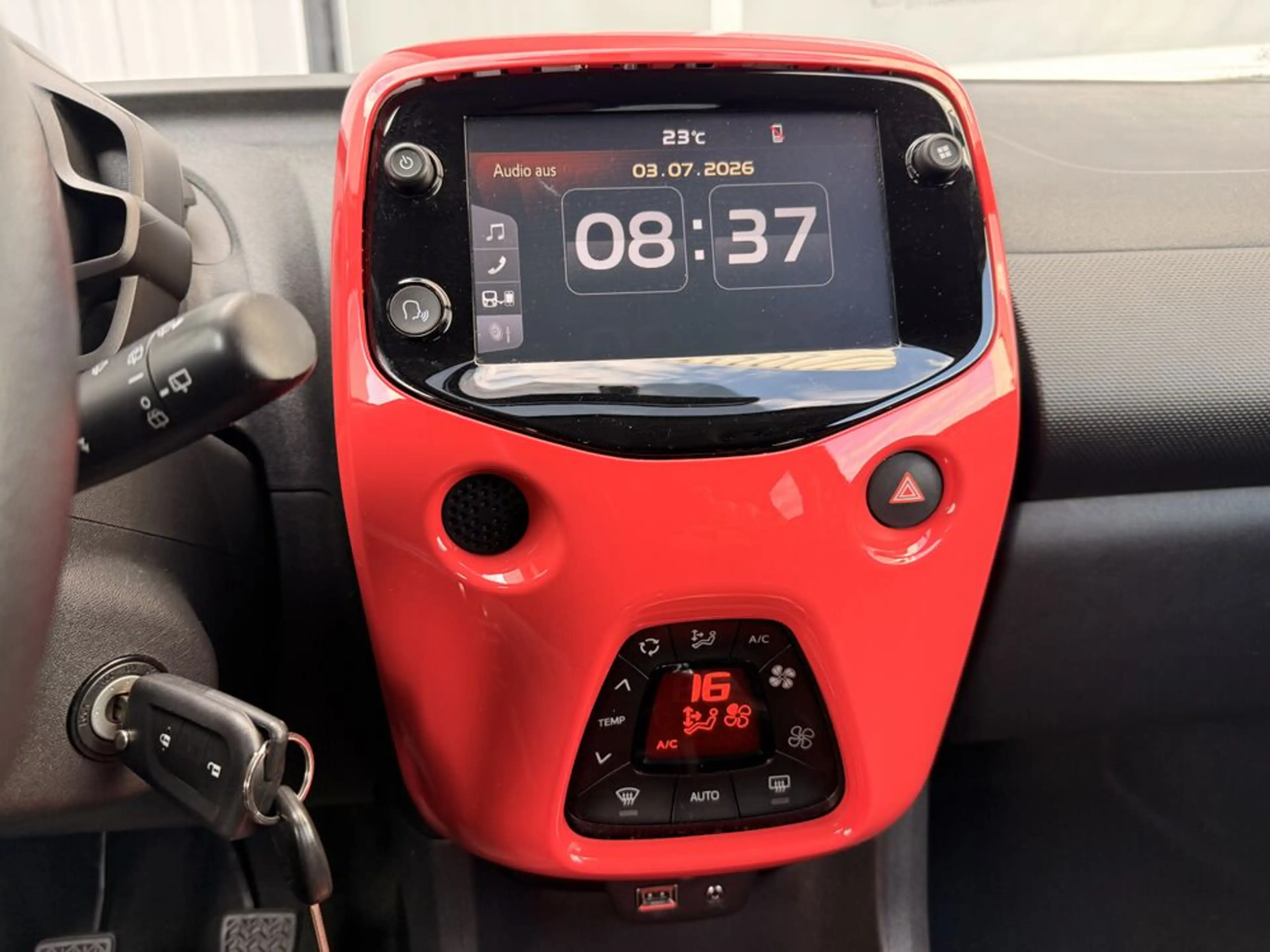 Citroen C1 Shine — photo 15