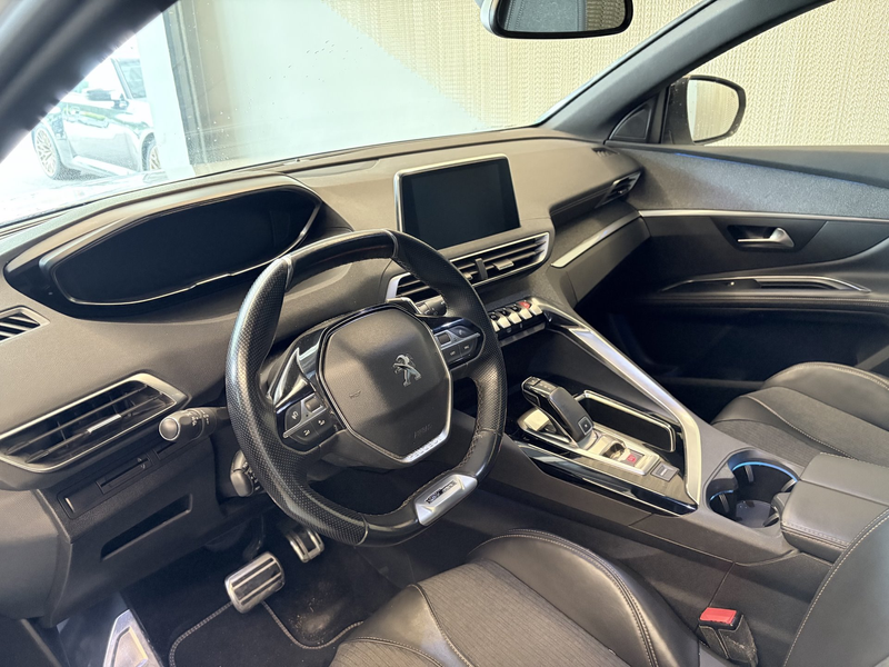 Peugeot 5008 1,5 BlueHDI 130 S&S 6-Gang GT Line — photo 10