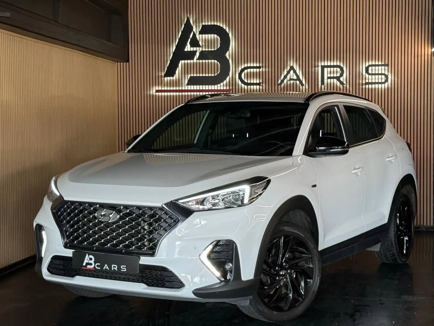 Hyundai TUCSON 1.6 CRDi N-Line * GAR 12 MOIS * 1ER PROP * 115MKM Blanc - 1