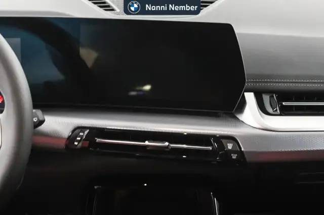 BMW X1 view 11