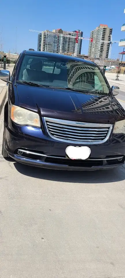 2011 Chrysler Town & Country
