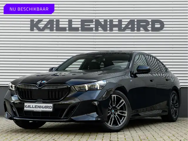 BMW 520 5-serie 520i M-Sport - Pano - Trekhaak - Harman Ka