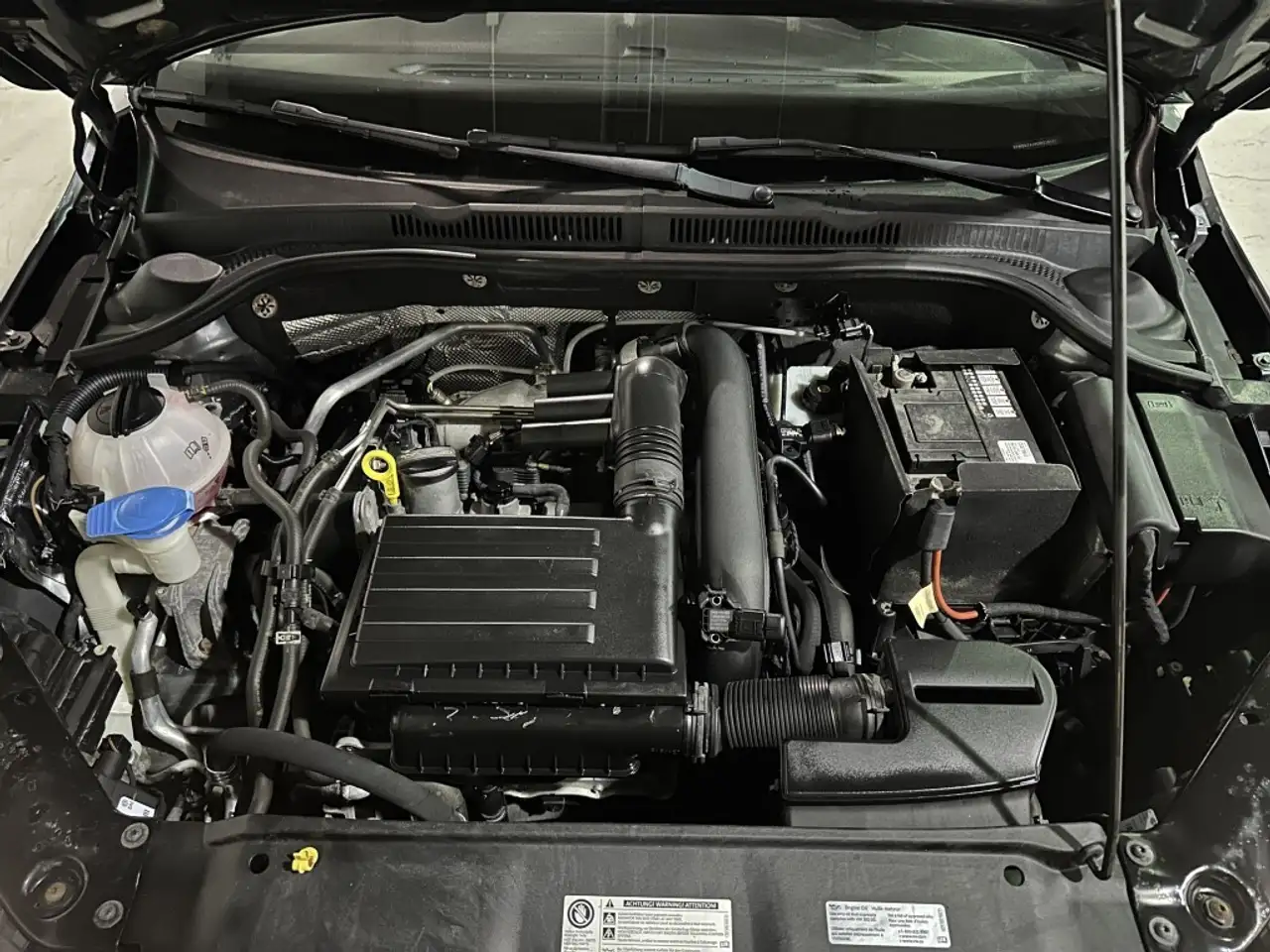 Volkswagen Jetta снимка Volkswagen Jetta