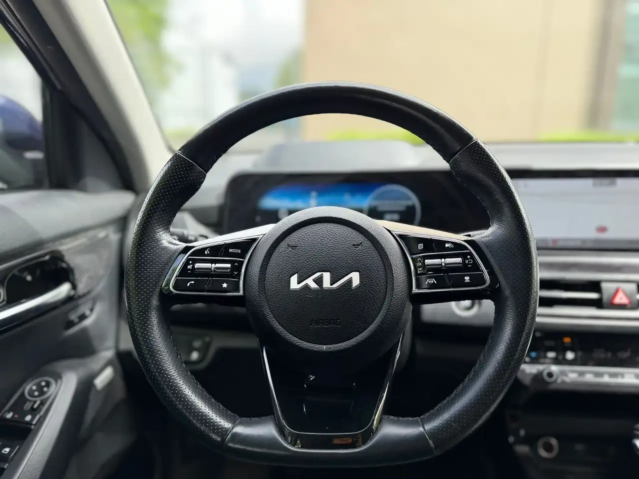 Kia Seltos photo Kia Seltos