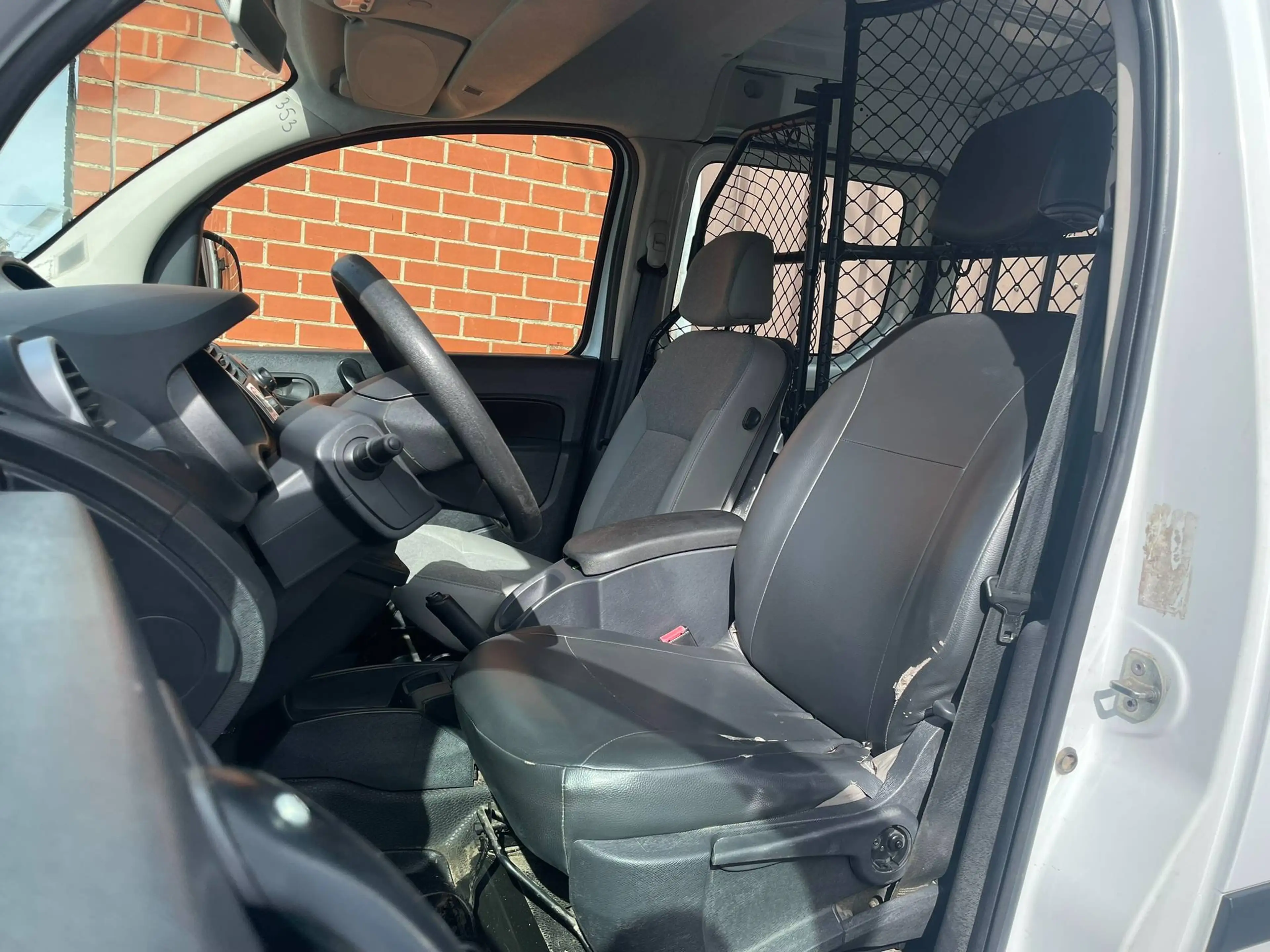 Renault Kangoo Maxi 1.5 dCi eur6b utilitaire * Courroie distri. changée * Garantie 1 à 3ans * TVA récupérable — photo 8