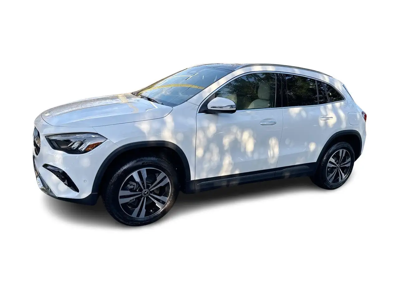 Mercedes-Benz GLA снимка Mercedes-Benz GLA