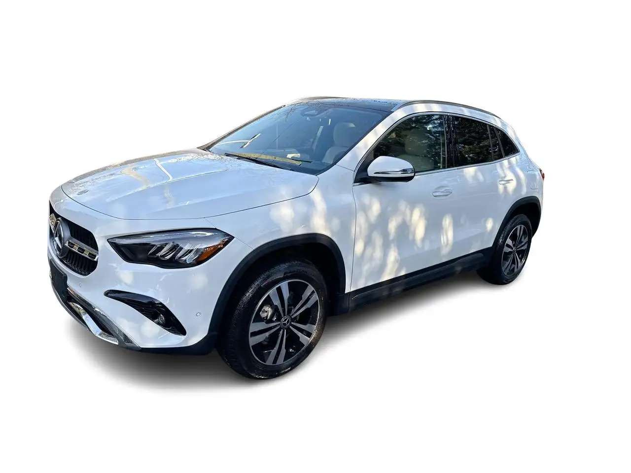 Mercedes-Benz GLA снимка Mercedes-Benz GLA