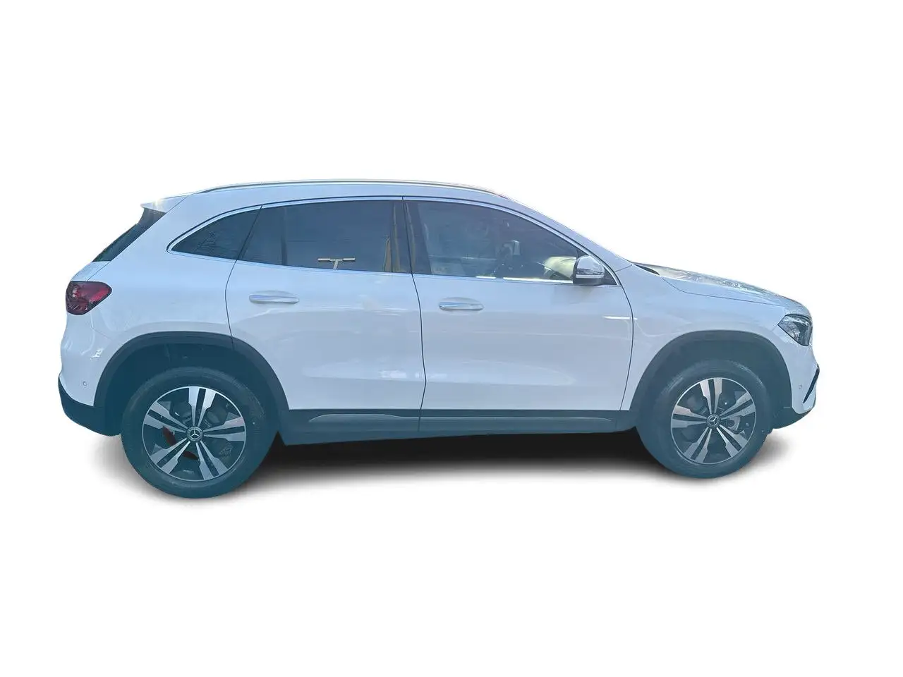 Mercedes-Benz GLA снимка Mercedes-Benz GLA