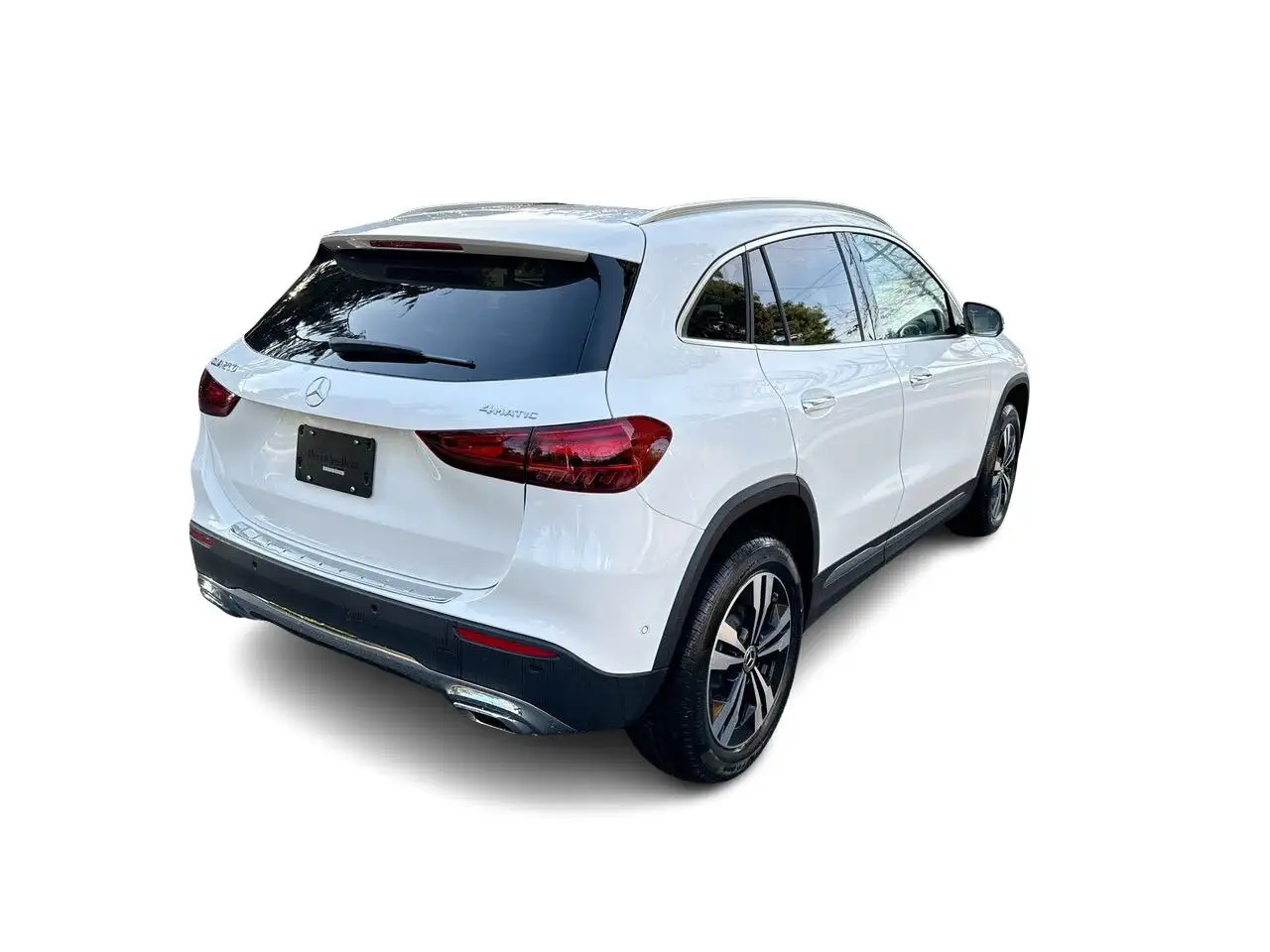Mercedes-Benz GLA снимка Mercedes-Benz GLA