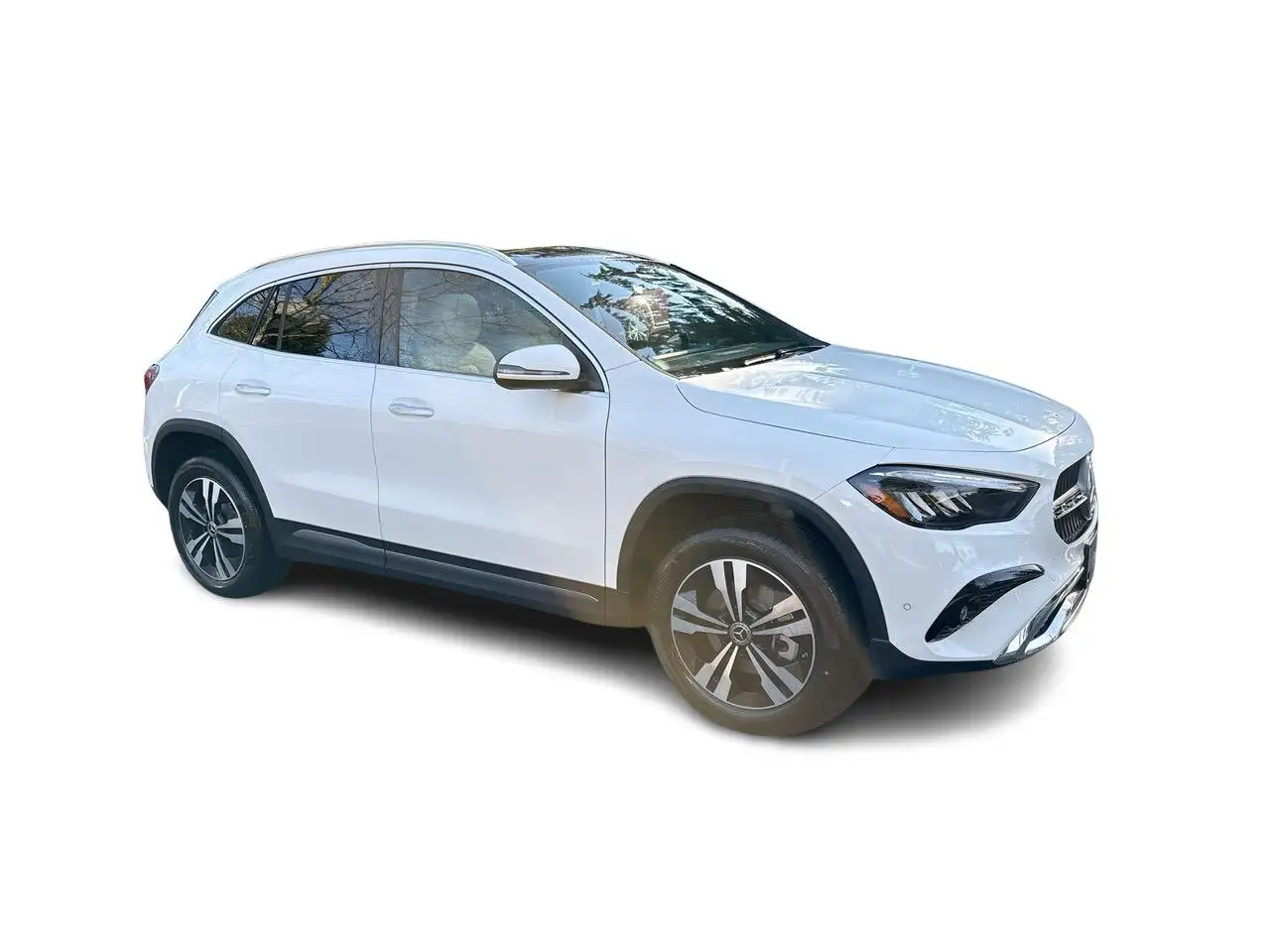 Mercedes-Benz GLA снимка Mercedes-Benz GLA
