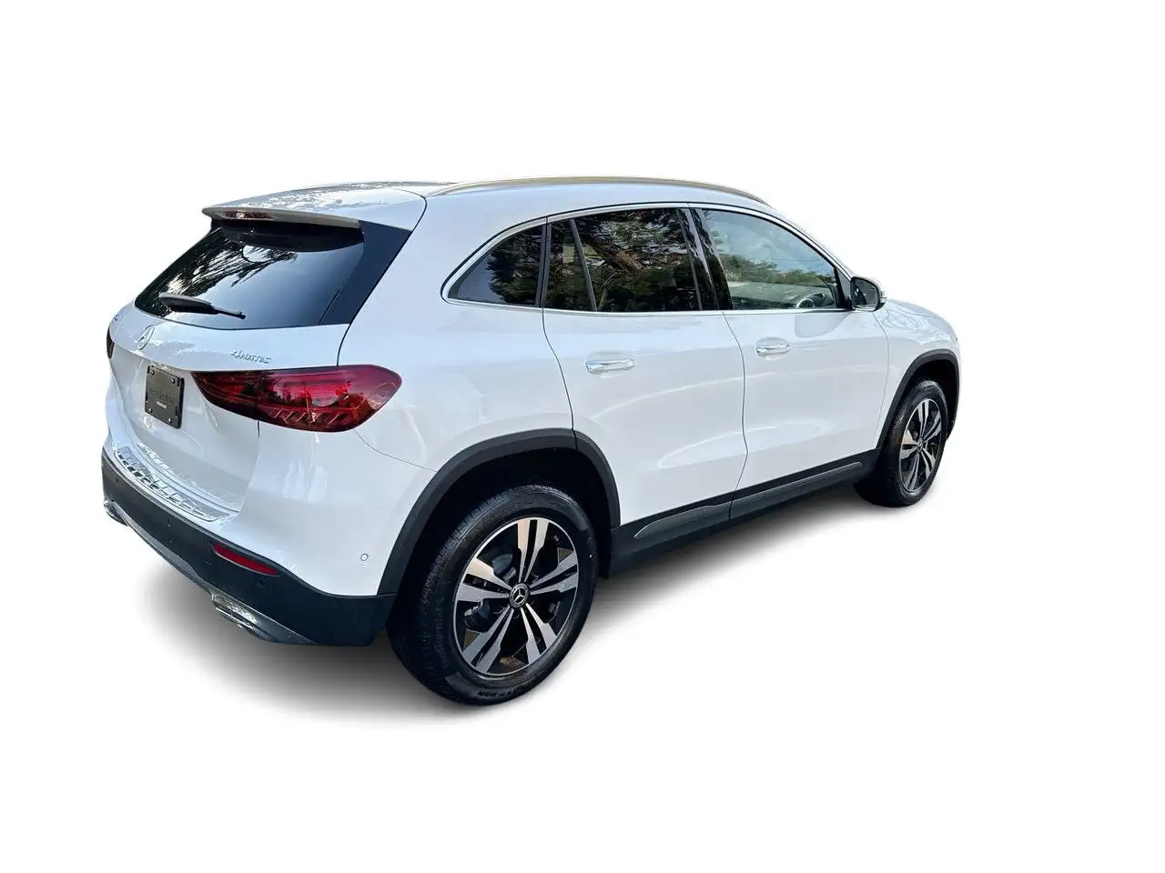 Mercedes-Benz GLA снимка Mercedes-Benz GLA