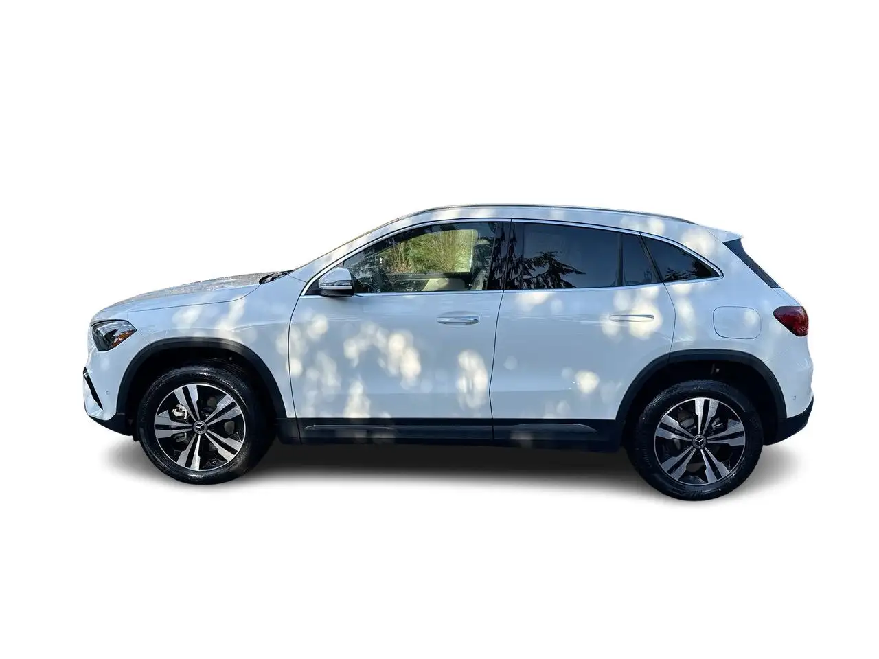 Mercedes-Benz GLA снимка Mercedes-Benz GLA
