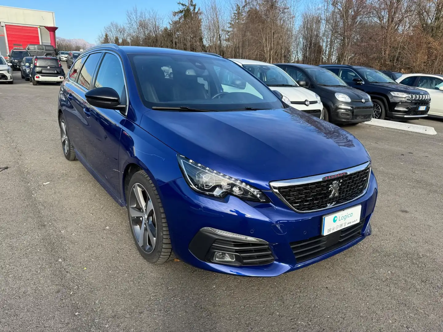 Peugeot 308 Station Wagon 1.2 PureTech Turbo Active Blauw - 1