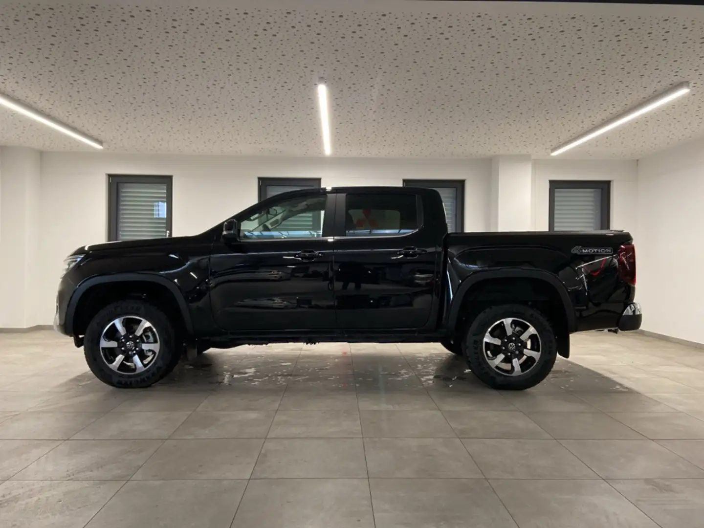 Volkswagen Amarok 3.0 TDI 4Motion Style AHK/NAVI/MATRIX Schwarz - 2