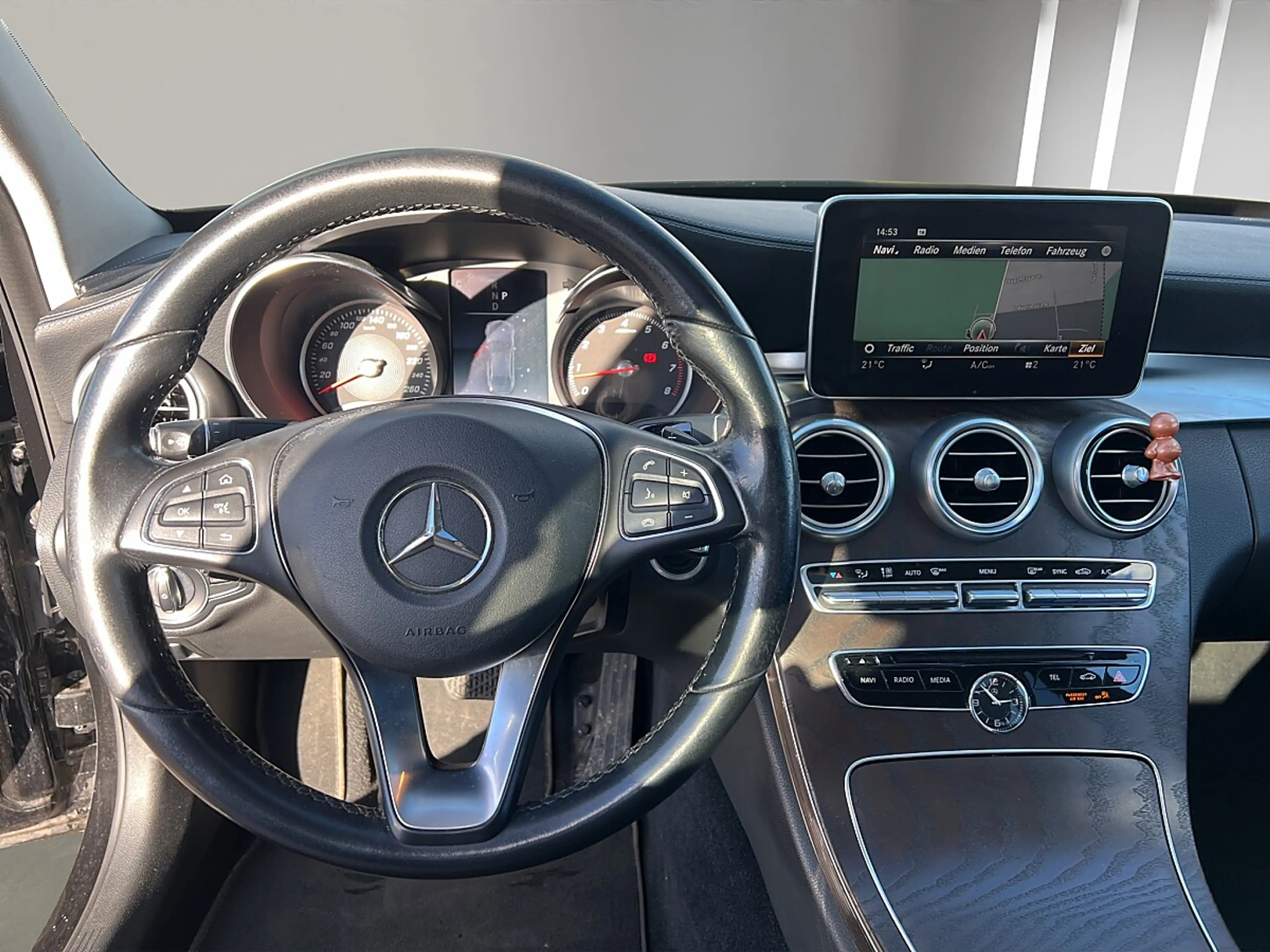 Mercedes-Benz C 250 AMG Line Aut. *NAVI*TOTWINKEL*AMBIENTE*SCHIEBED... — photo 13
