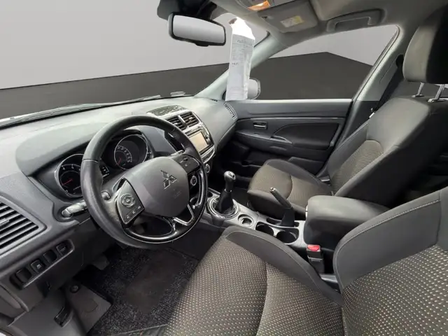 Mitsubishi Asx view 8