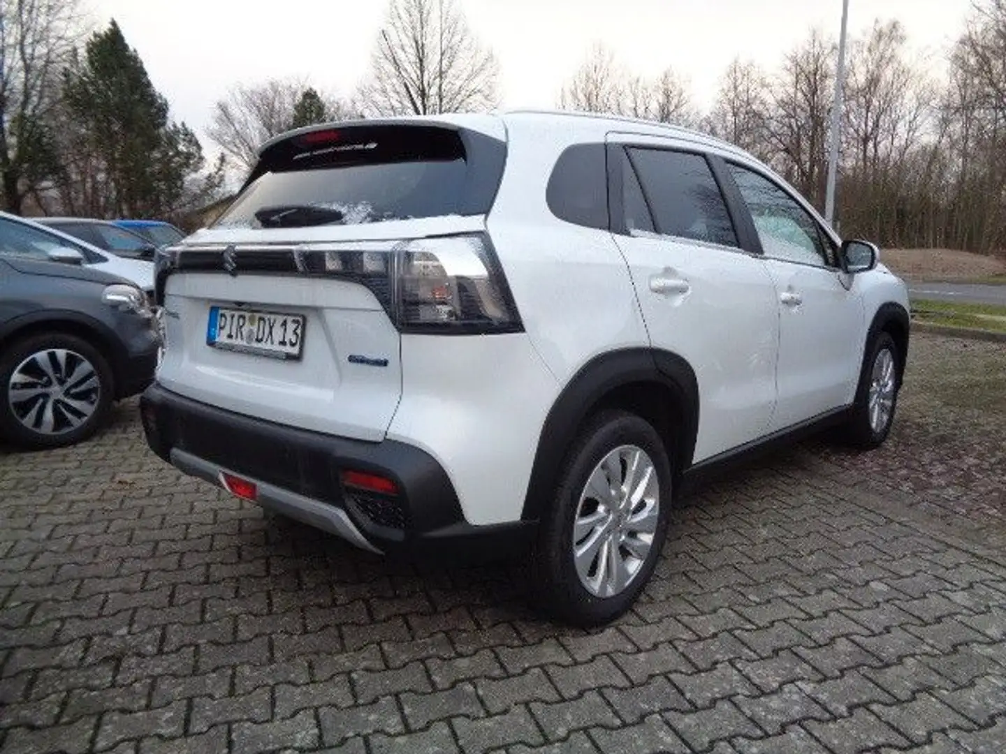 Suzuki (SX4) S-Cross 1.4 Turbo Comfort 4x4 Allgrip Blanc - 2