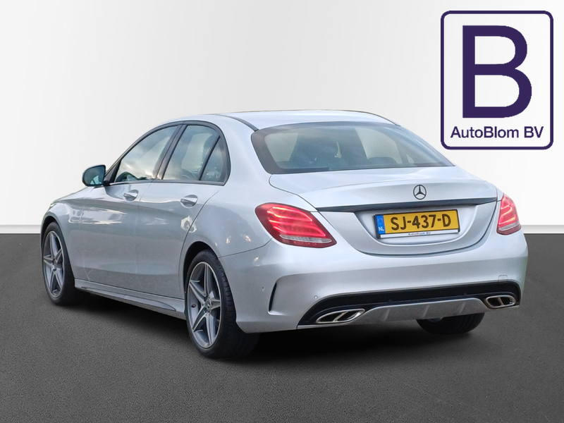 Mercedes-Benz C 180 AMG / Leder / LED / NLauto — photo 11