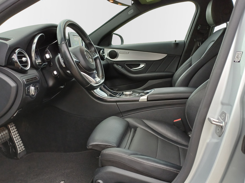 Mercedes-Benz C 180 AMG / Leder / LED / NLauto — photo 23