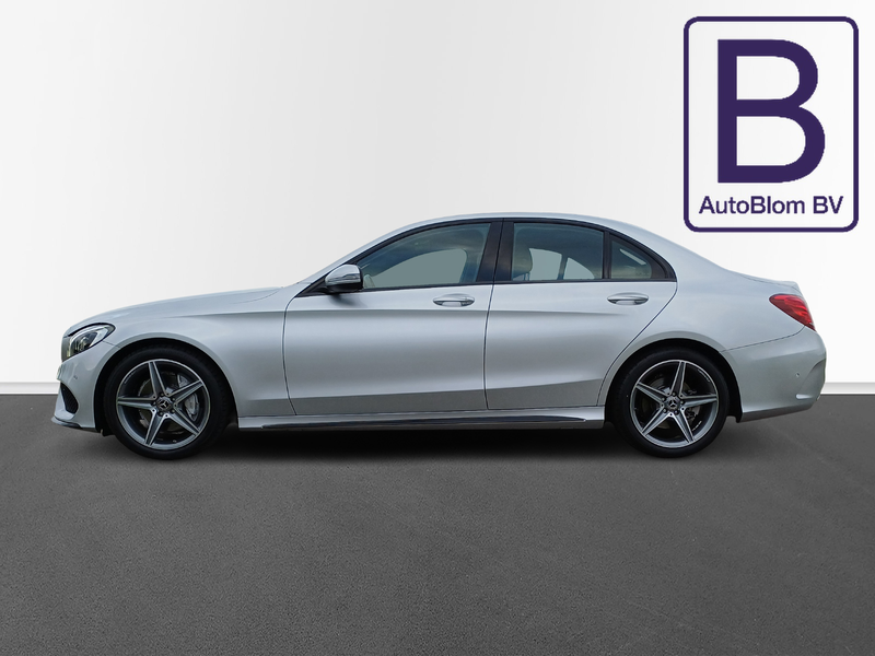 Mercedes-Benz C 180 AMG / Leder / LED / NLauto — photo 12