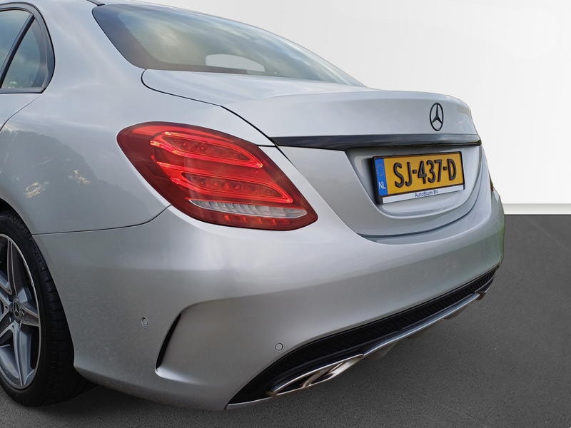 Mercedes-Benz C 180 AMG / Leder / LED / NLauto — photo 16