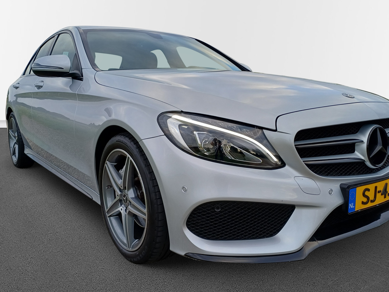 Mercedes-Benz C 180 AMG / Leder / LED / NLauto — photo 22