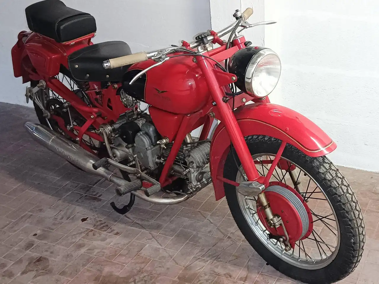 Moto Guzzi Airone