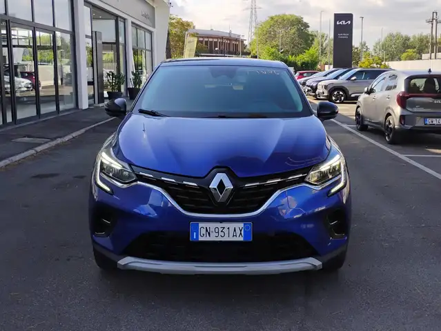 Renault Captur view 3