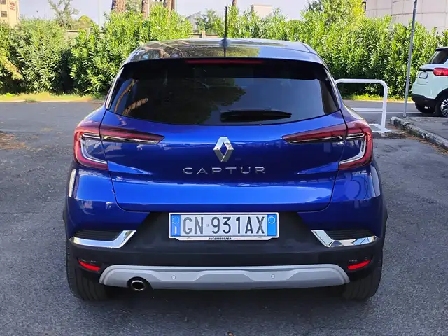 Renault Captur view 4
