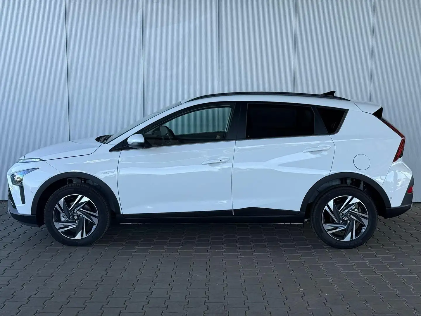 Hyundai BAYON 6MT1.0 T-GDI Premium mHEV / Bose Navi K... Weiß - 2