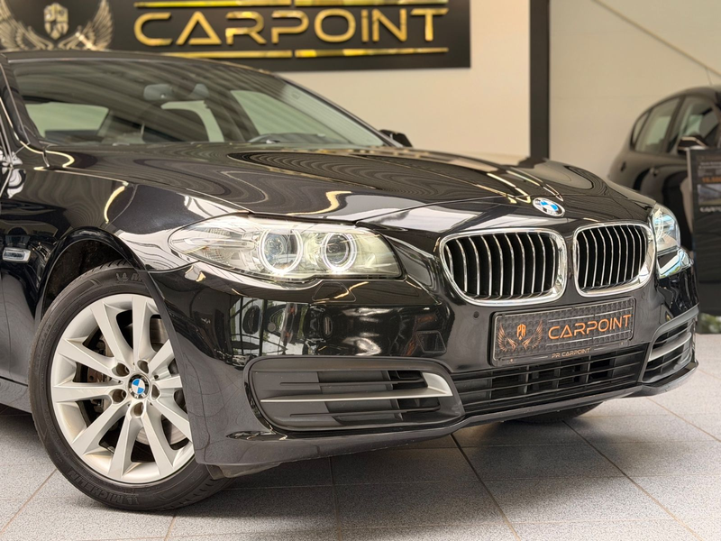 BMW 528 i Limousine Luxury Line / BI-XENON / LEDER — photo 4