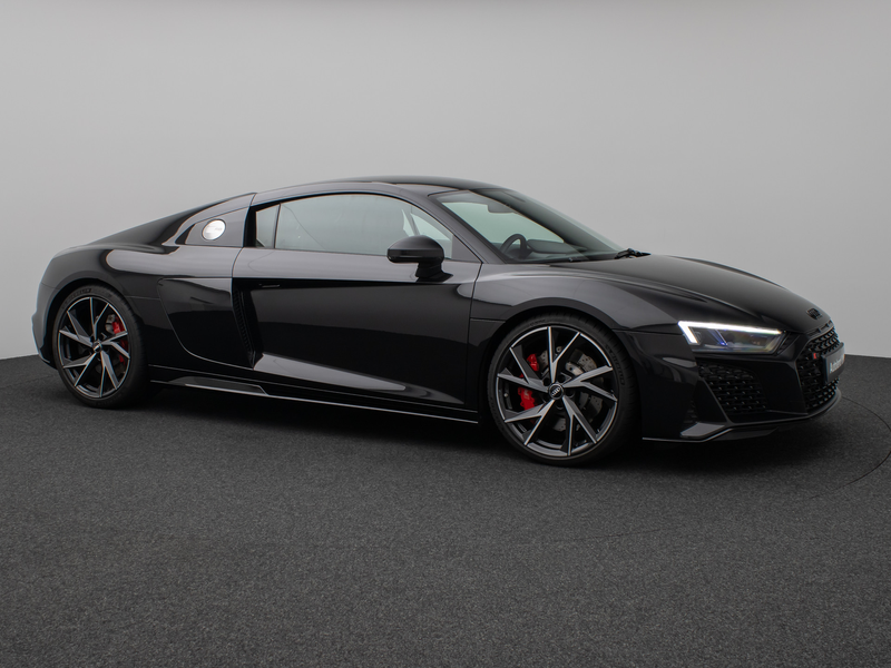 Audi R8 Coupe 5.2 FSI quattro B&O Kamera — photo 4