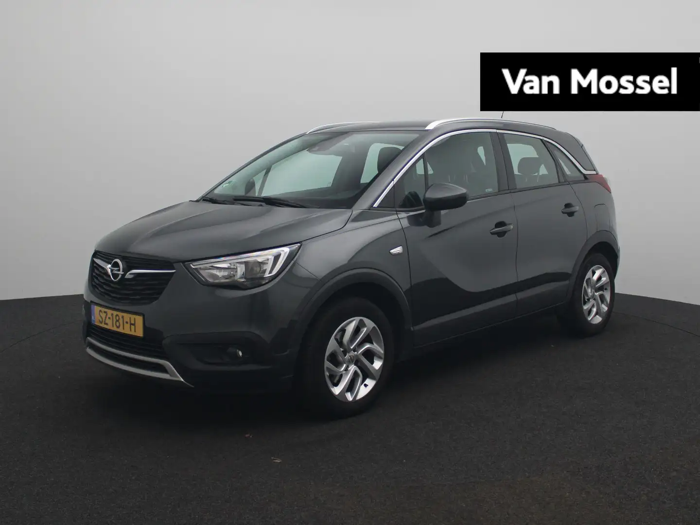 Opel Crossland X 1.2 Turbo Innovation | NAVI | Camera | 1e Eigenaar Grijs - 1