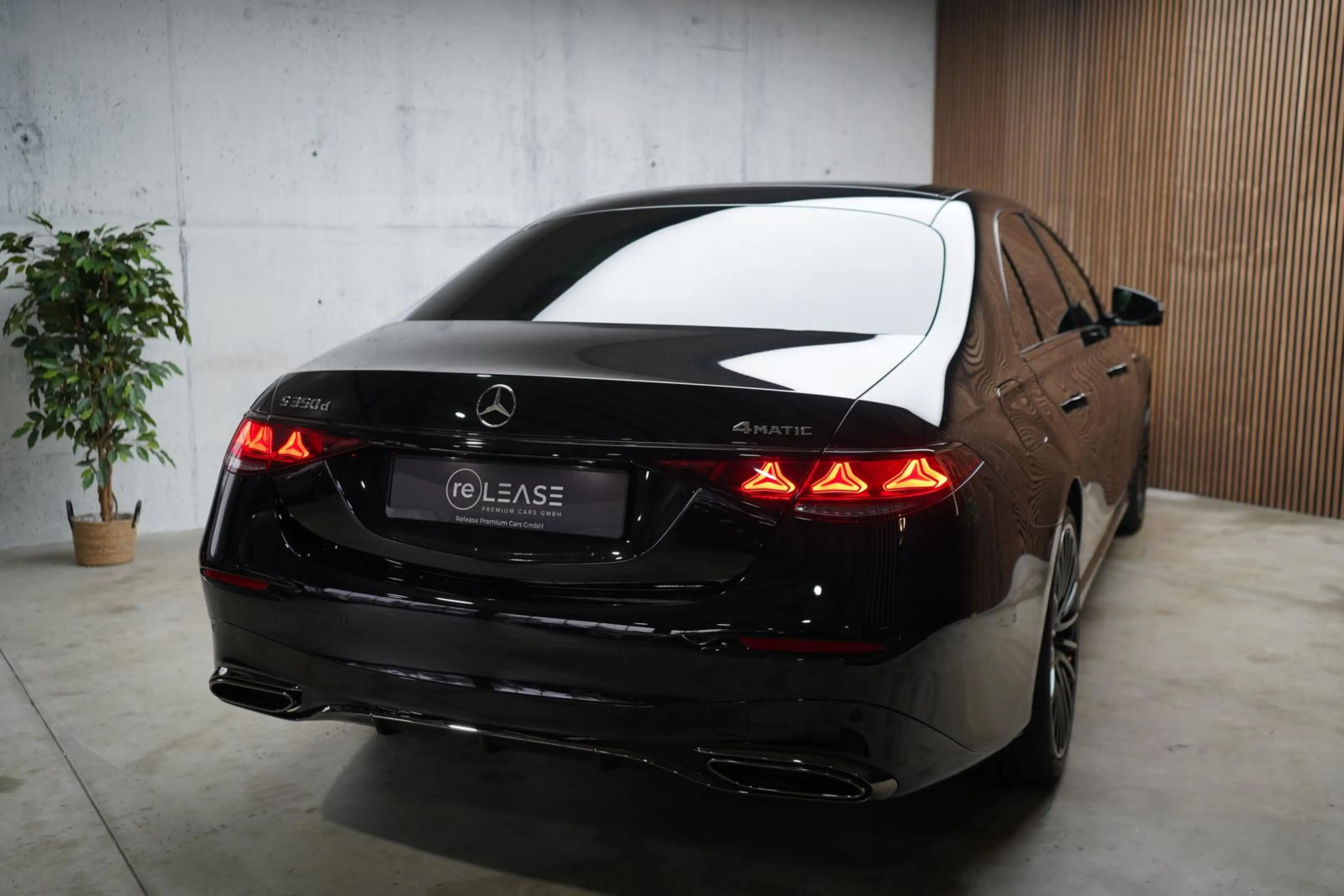 Mercedes-Benz S 350 S350d L 4M | AMG | Night | Fond+ TV | Airmatic — photo 6