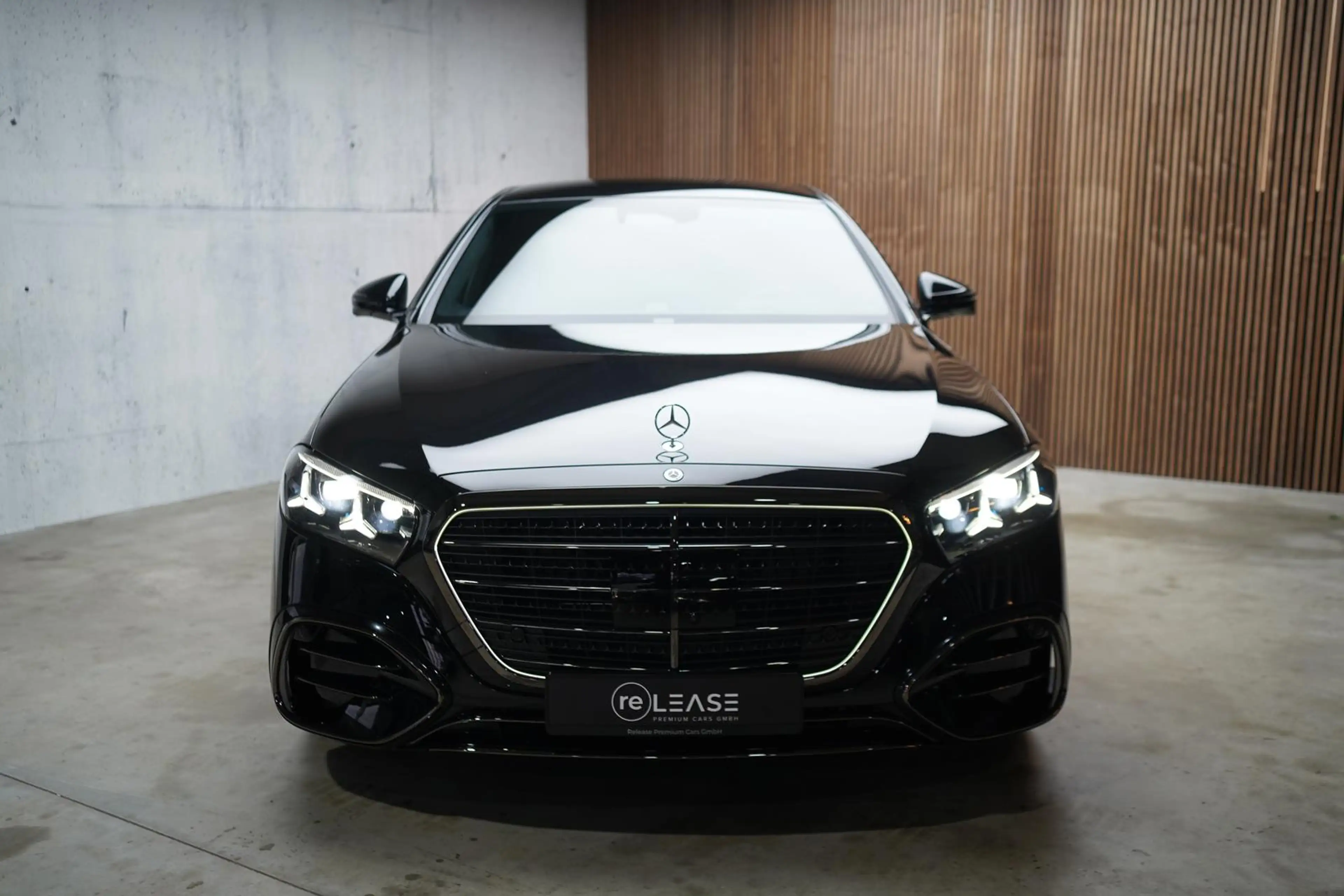 Mercedes-Benz S 350 S350d L 4M | AMG | Night | Fond+ TV | Airmatic — photo 3