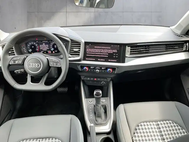 Audi A1 view 12