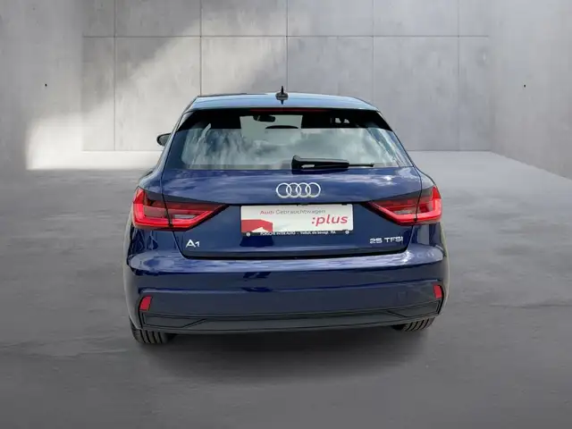 Audi A1 view 10
