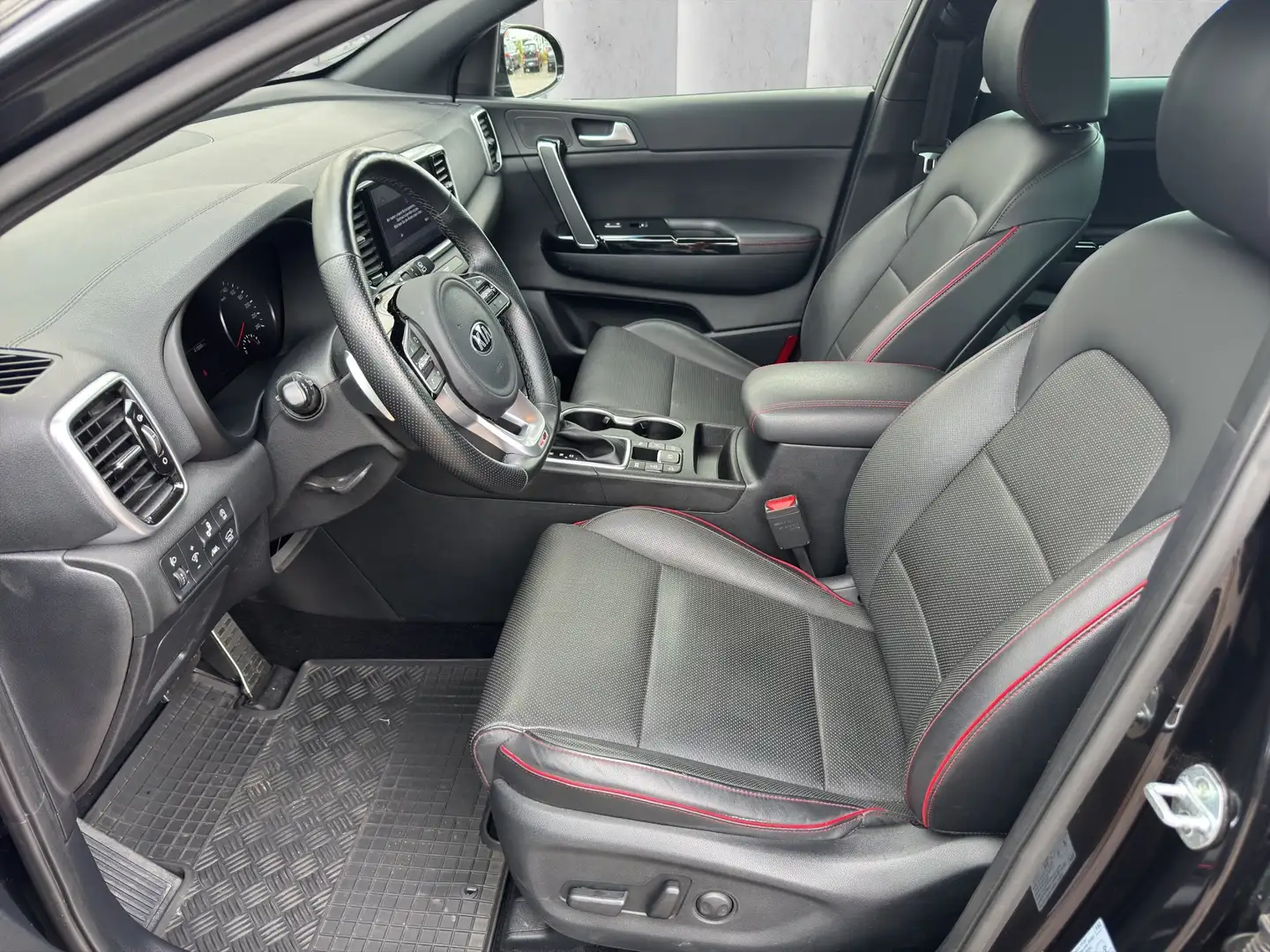Kia Sportage 2.0 CRDi Mild Hyb. GT | PDC hi | Klimaautomatik | Schwarz - 2