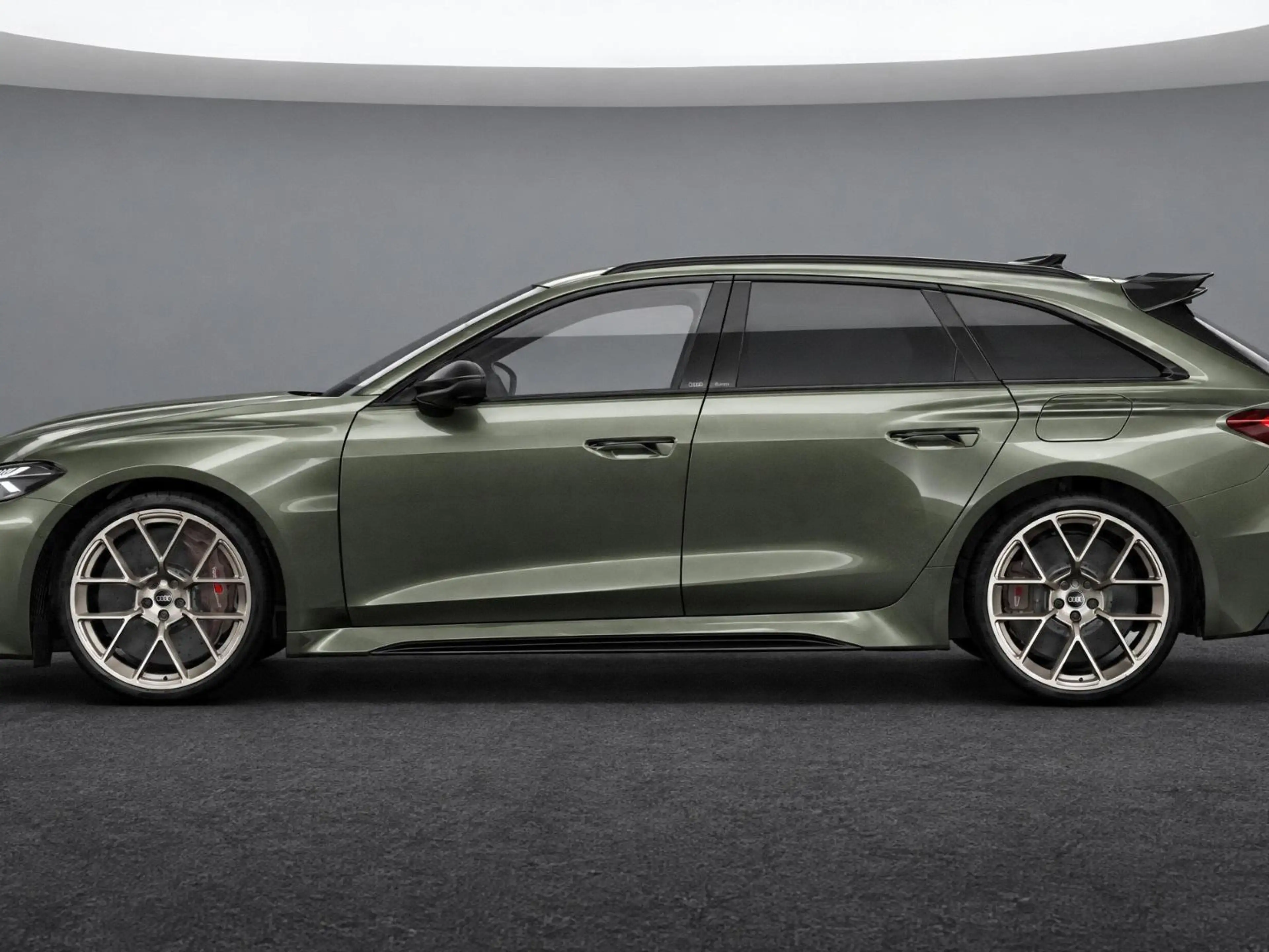 Audi RS5 A5 Avant e-hybrid quattro 639 PK · Audi sportpakke — photo 8