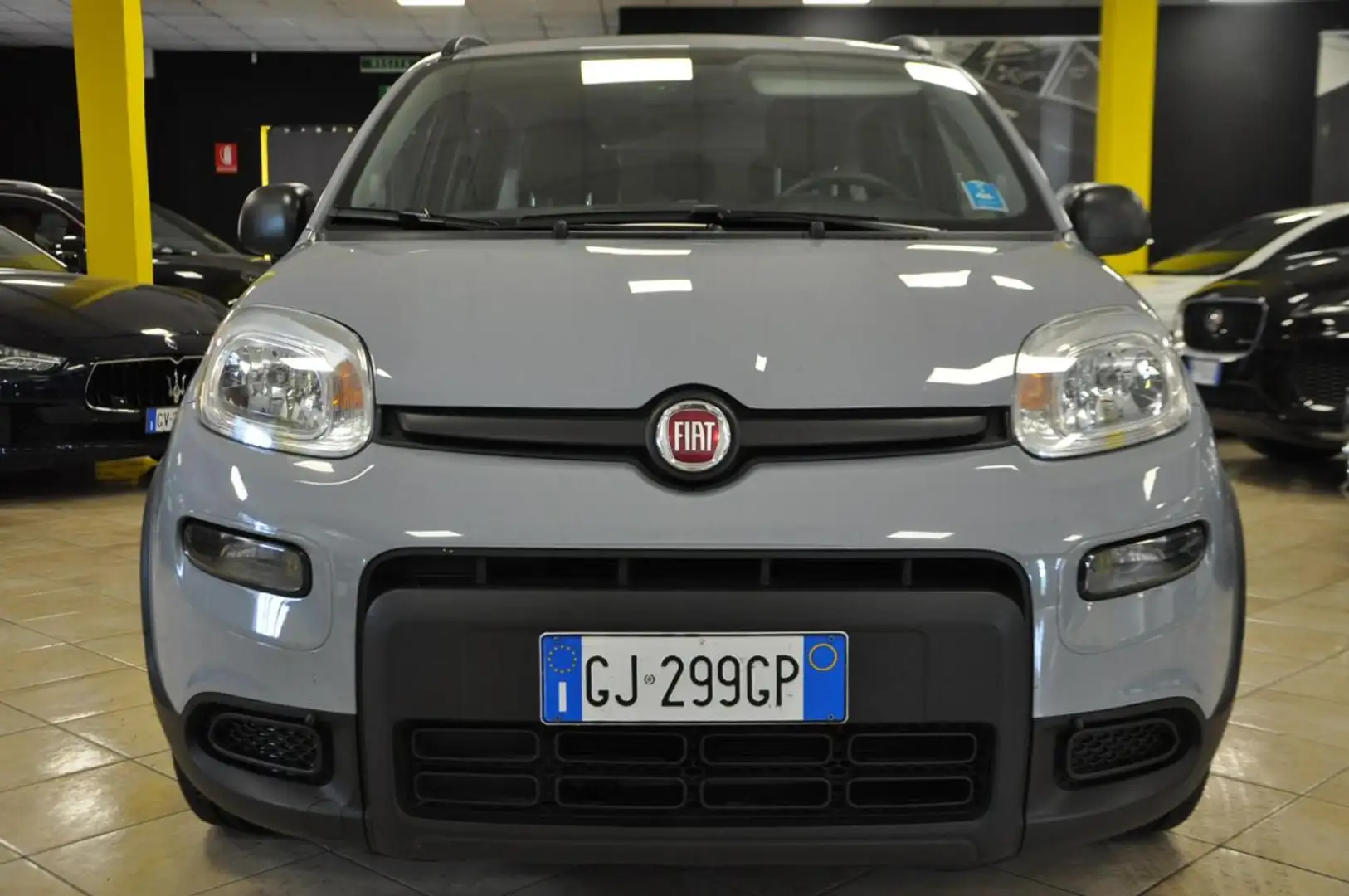 Fiat New Panda 1.0 GSE Hybrid **KM CERTIFICATI/OK NEOPATENTATI** Gris - 2