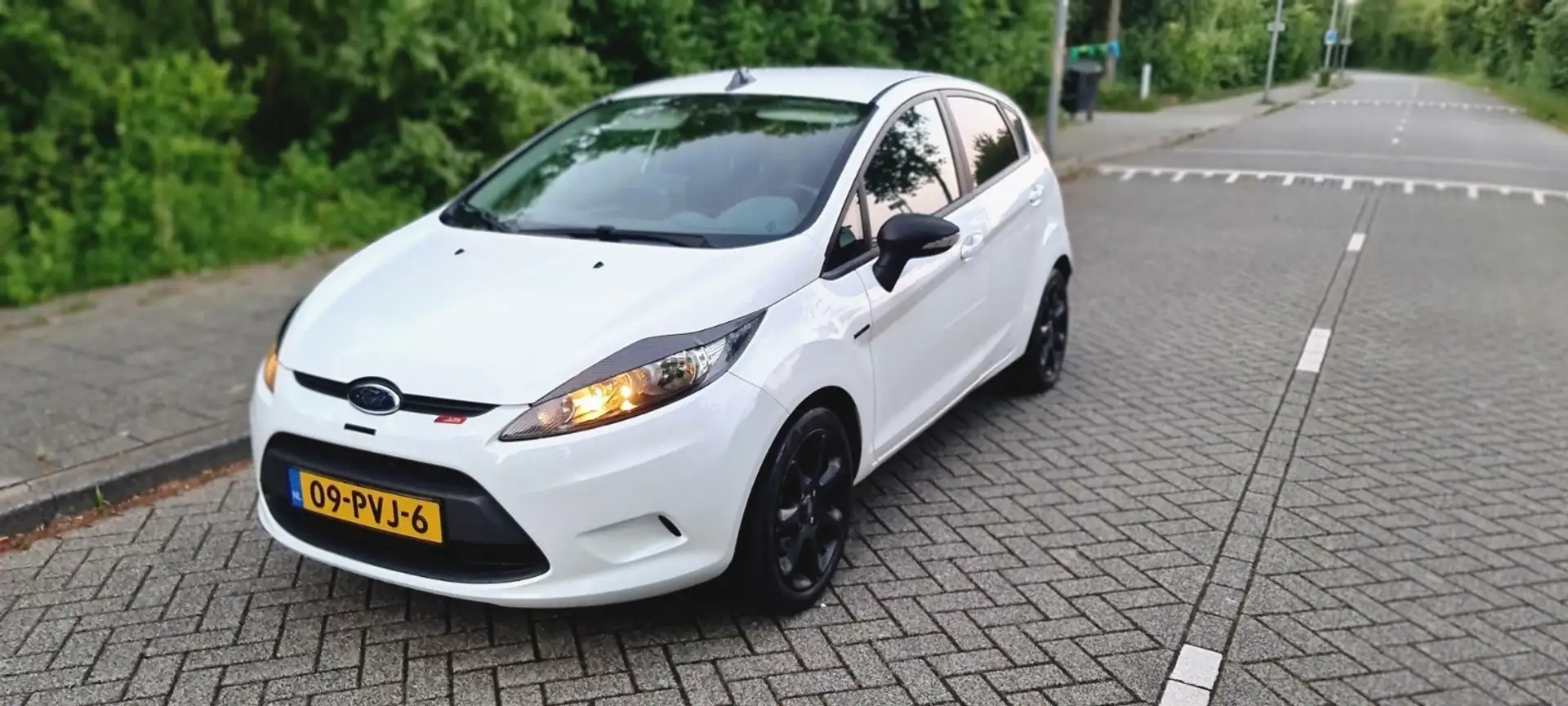 Ford Fiesta 1.25 Trend - 2