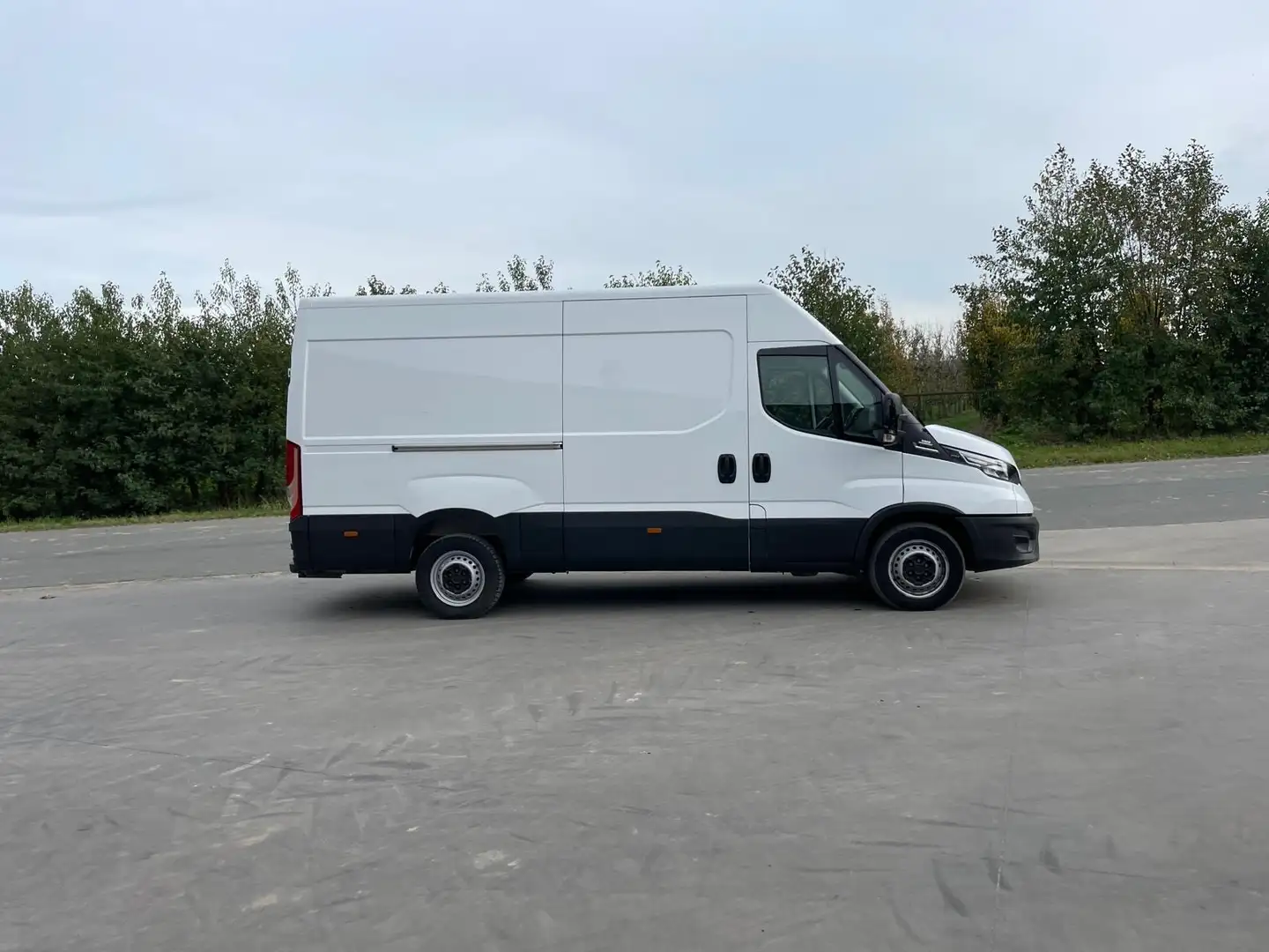 Iveco Daily Eerste eigenaar, te koop wegens aankoop 5-zit. - 1