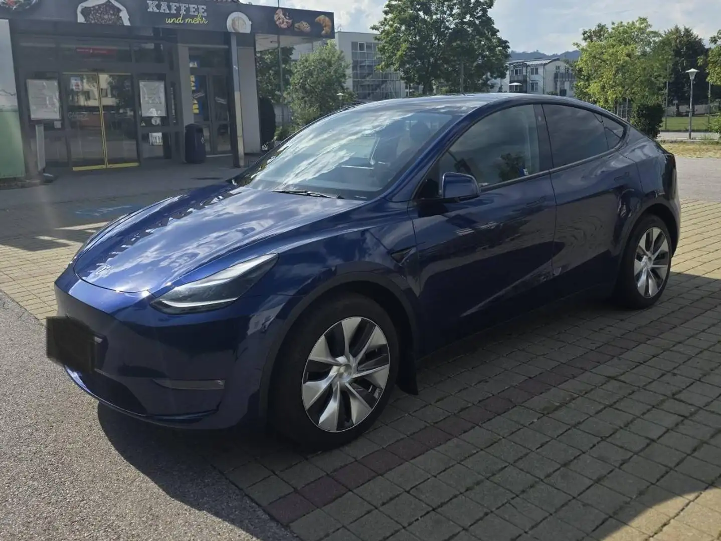 Tesla Model Y Model Y Long Range AWD Blau - 2