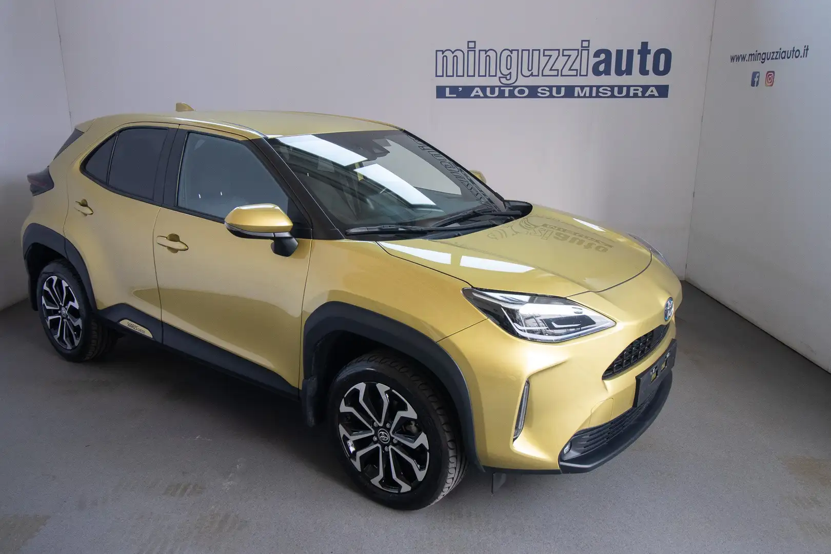 Toyota Yaris Cross 1.5h Trend fwd 116cv e-cvt Hybrid (Neopatentati) Arany - 1