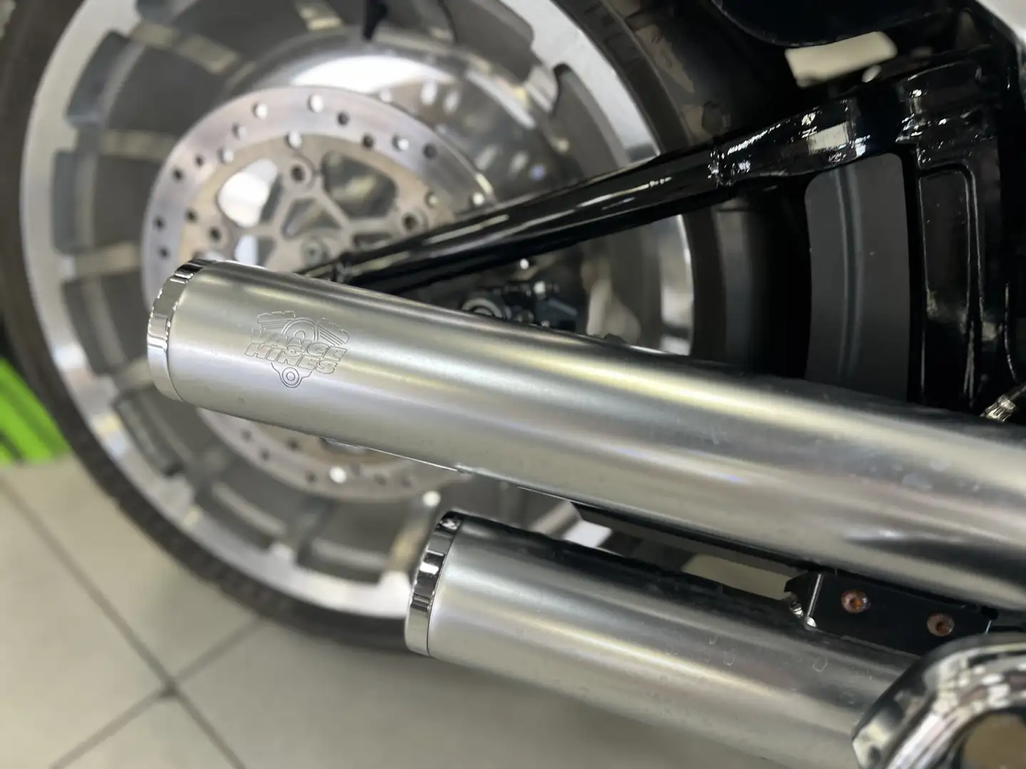 Harley-Davidson Softail Noir - 2
