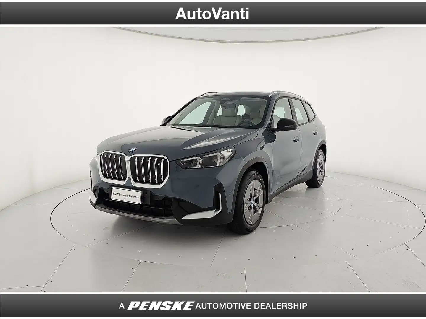 BMW iX1 xDrive 30 Grigio - 1