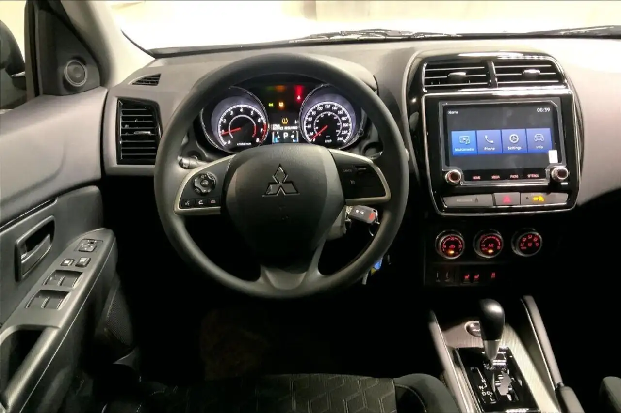 Mitsubishi RVR снимка Mitsubishi RVR