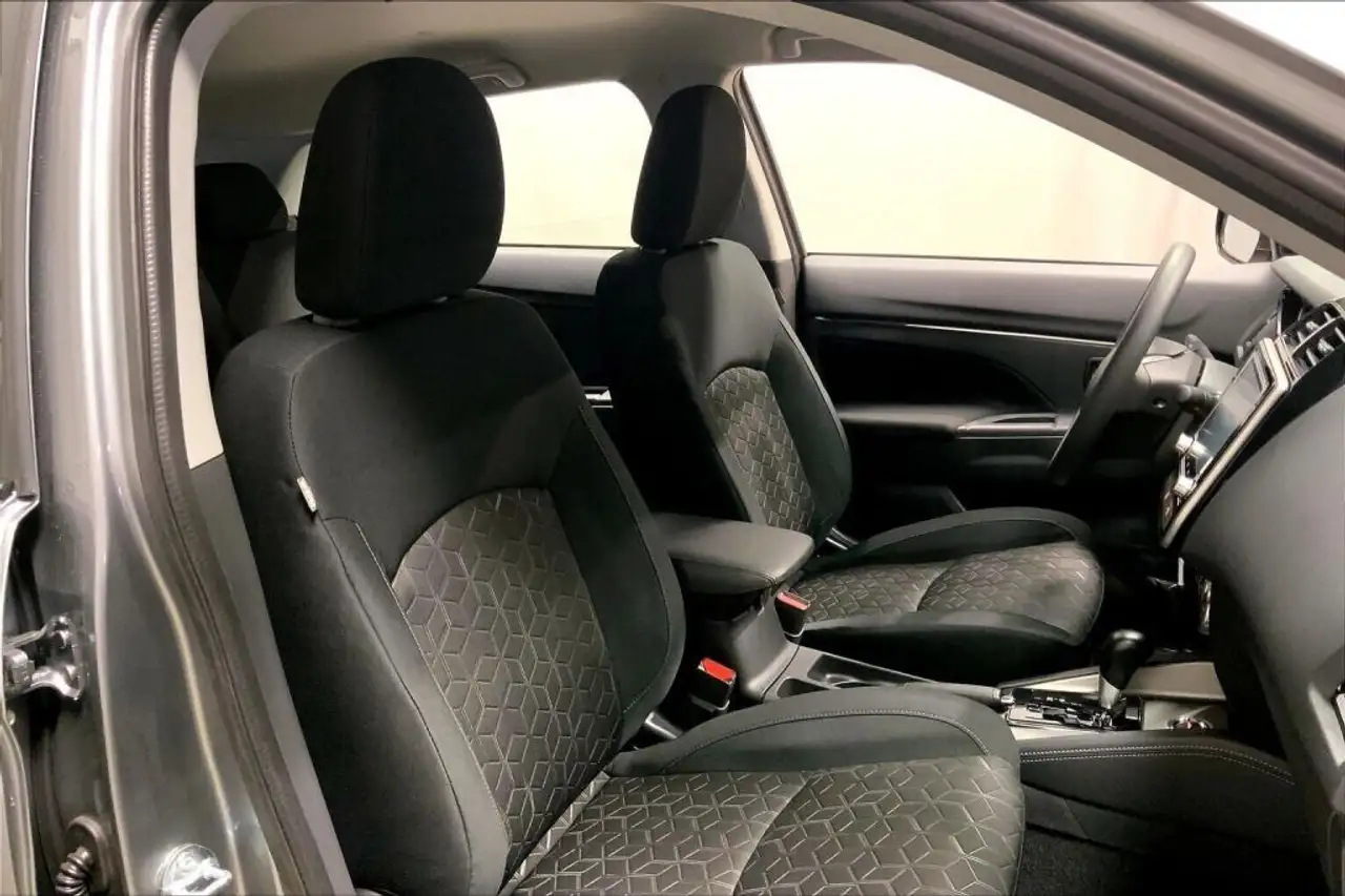 Mitsubishi RVR снимка Mitsubishi RVR