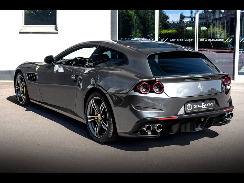 Ferrari GTC4 Lusso V12°GRIGIO SILVERSTONE°POWER WARR 2/28°PANO°LIFT — photo 3
