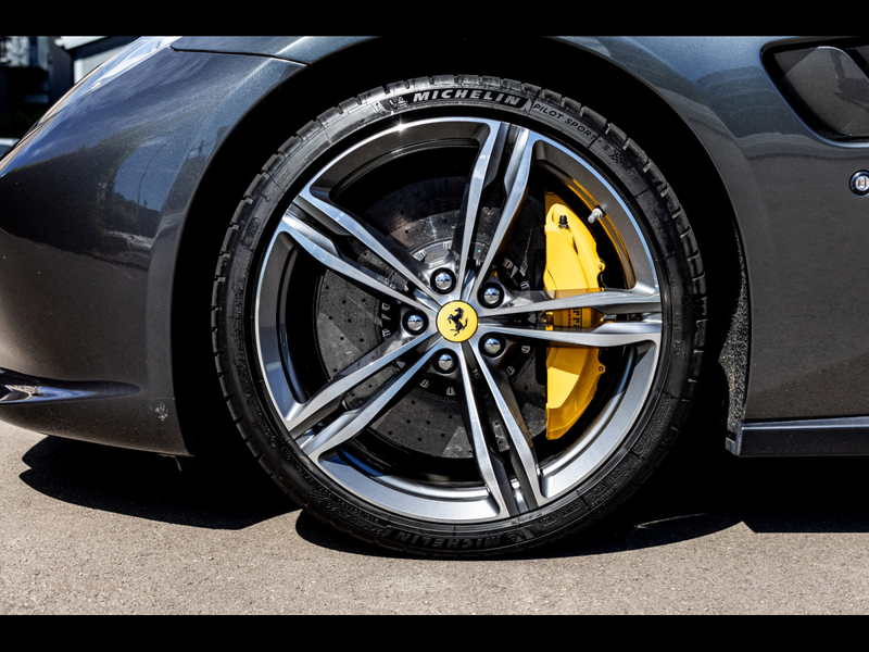 Ferrari GTC4 Lusso V12°GRIGIO SILVERSTONE°POWER WARR 2/28°PANO°LIFT — photo 9